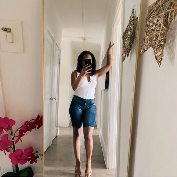 BLANK NYC SHORTS - Picture 8 of 10